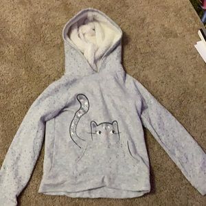 Cat sweatshirt for young girls!